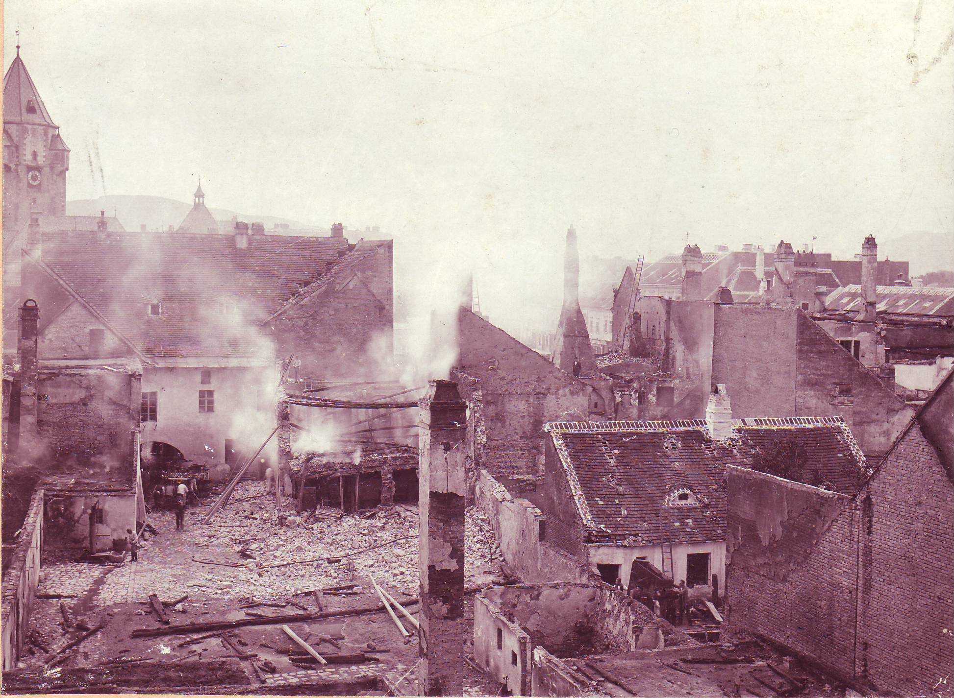 1902